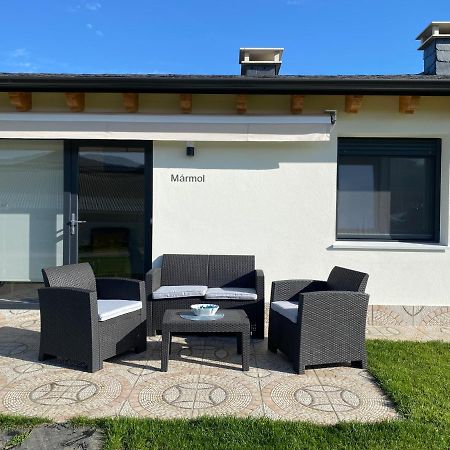 Apartamentos Turisticos Villacordido Villaframil ריבאדאו מראה חיצוני תמונה