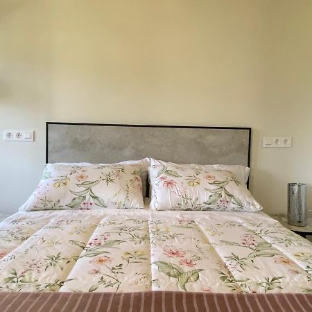 Apartamentos Turisticos Villacordido Villaframil ריבאדאו מראה חיצוני תמונה